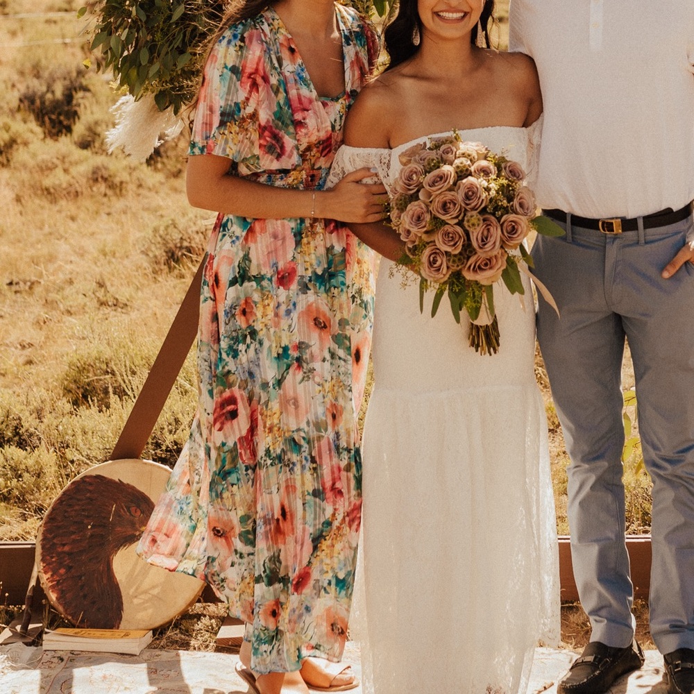 Multicolor midi dress with sleeves